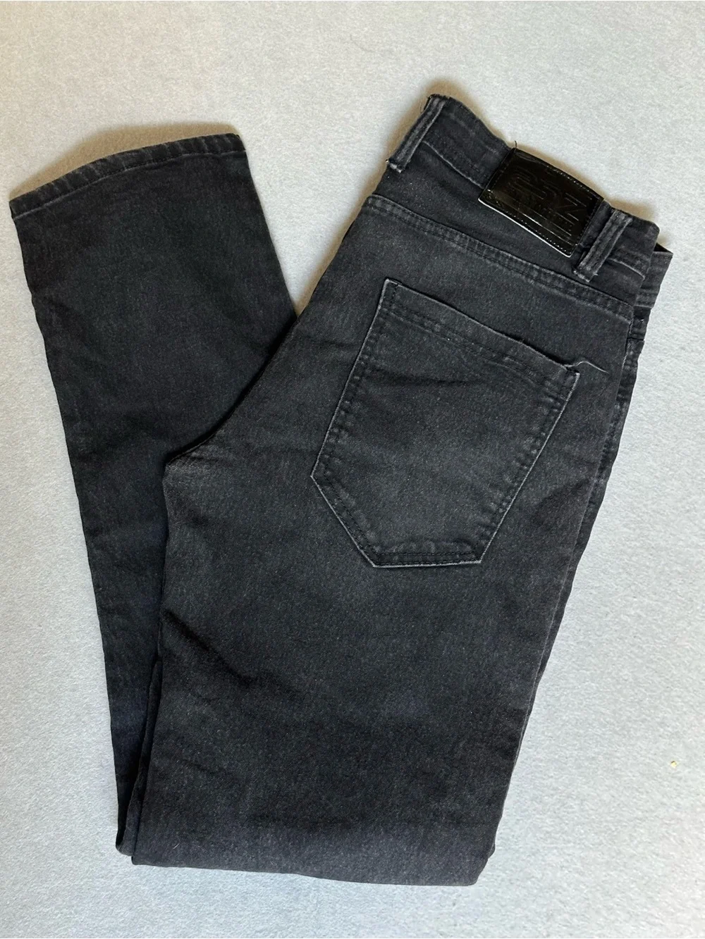 Slim Straight Men's Jeans in Black